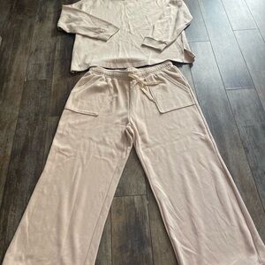 Dokotoo Cream Lounge set